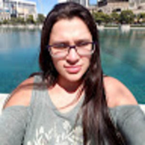 Meet your Posher, Carina